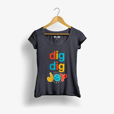 Camiseta Feminina Sandy e Junior Camiseta Dig Dig Joy