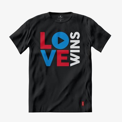 Camiseta Vários Artistas - Love Love Wins